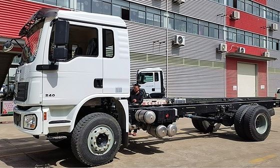 Шакман L3000 Легкий грузовой грузовик Шасси 4X2 Малый грузовик 3-5 тонн