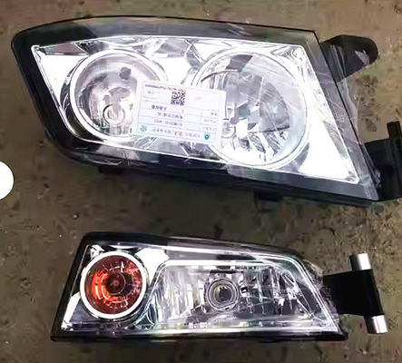Sinotruk Howo Shacman C7H Запчасти для грузовиков 812W25101-6002 Правое переднее освещение Фары для замены